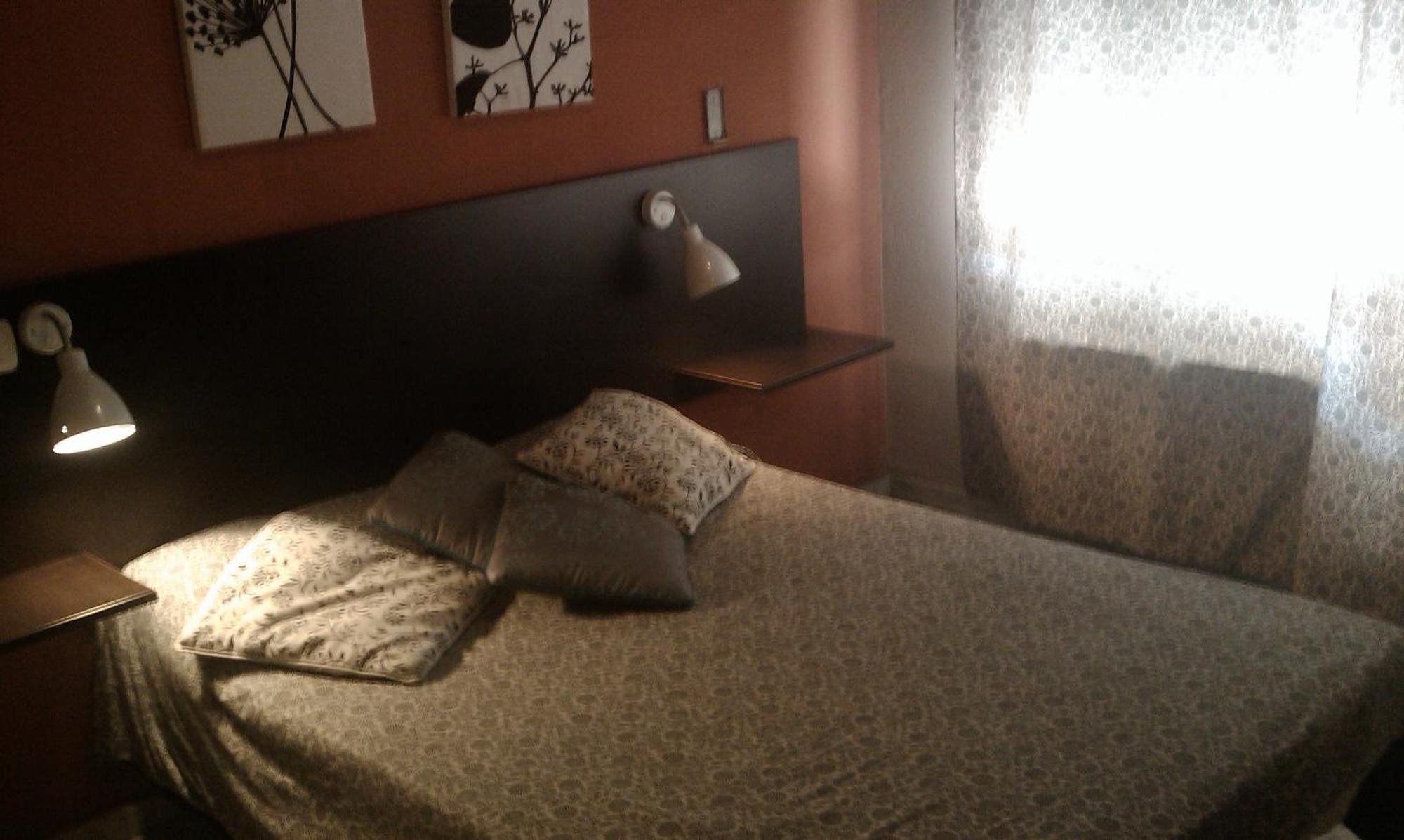 Hostal Neptuno Caceres Ngoại thất bức ảnh
