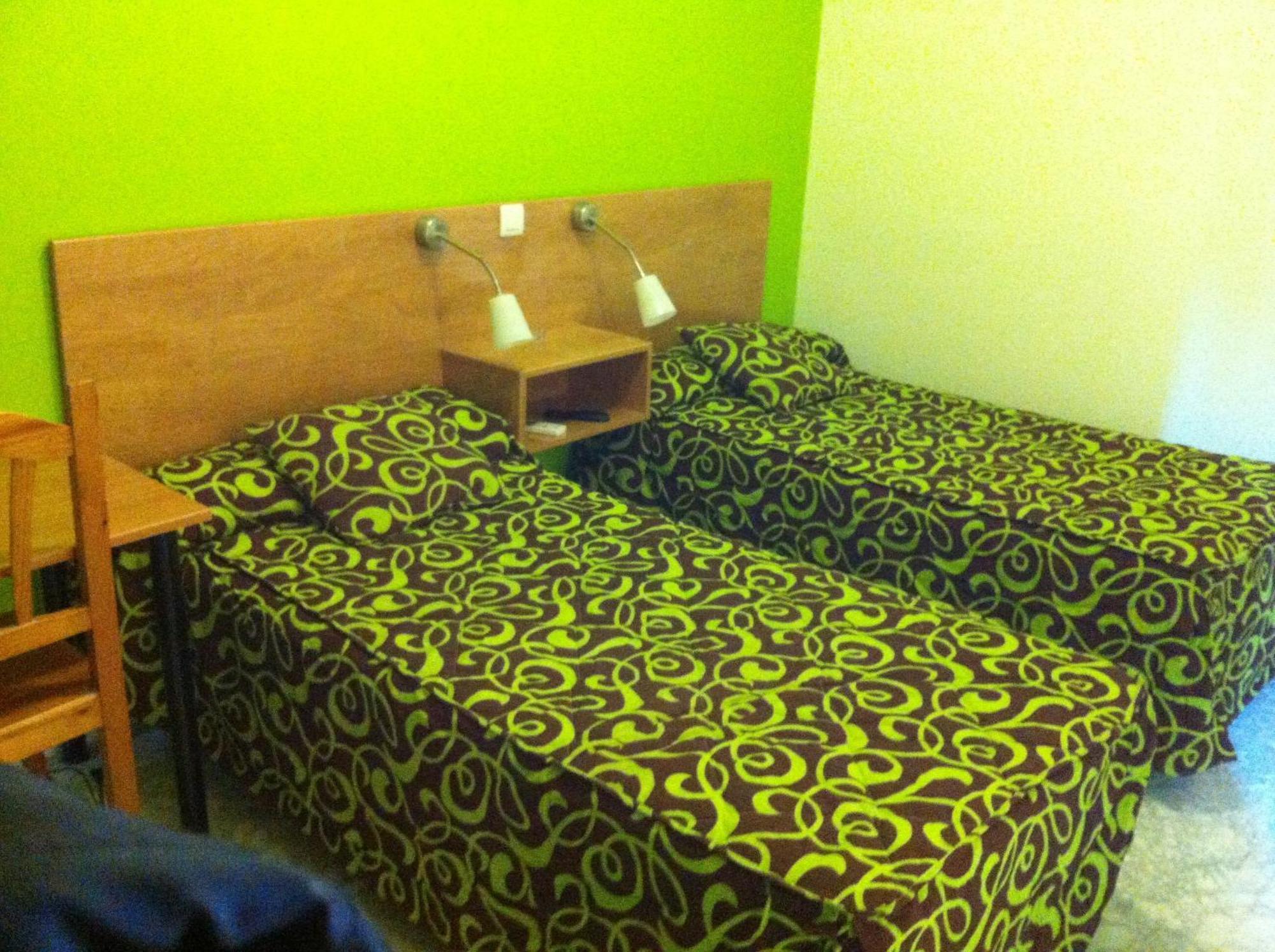 Hostal Neptuno Caceres Ngoại thất bức ảnh