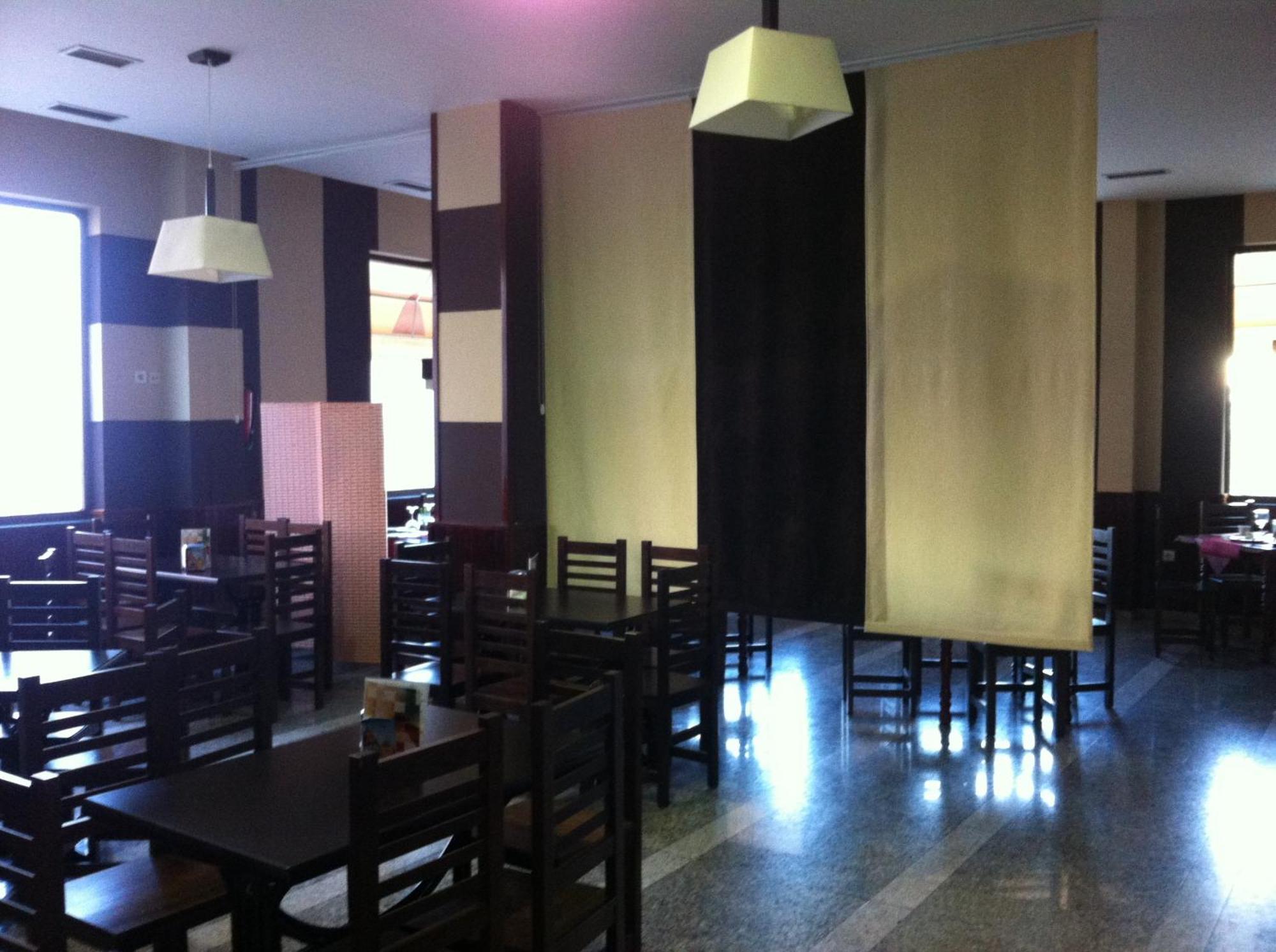 Hostal Neptuno Caceres Ngoại thất bức ảnh