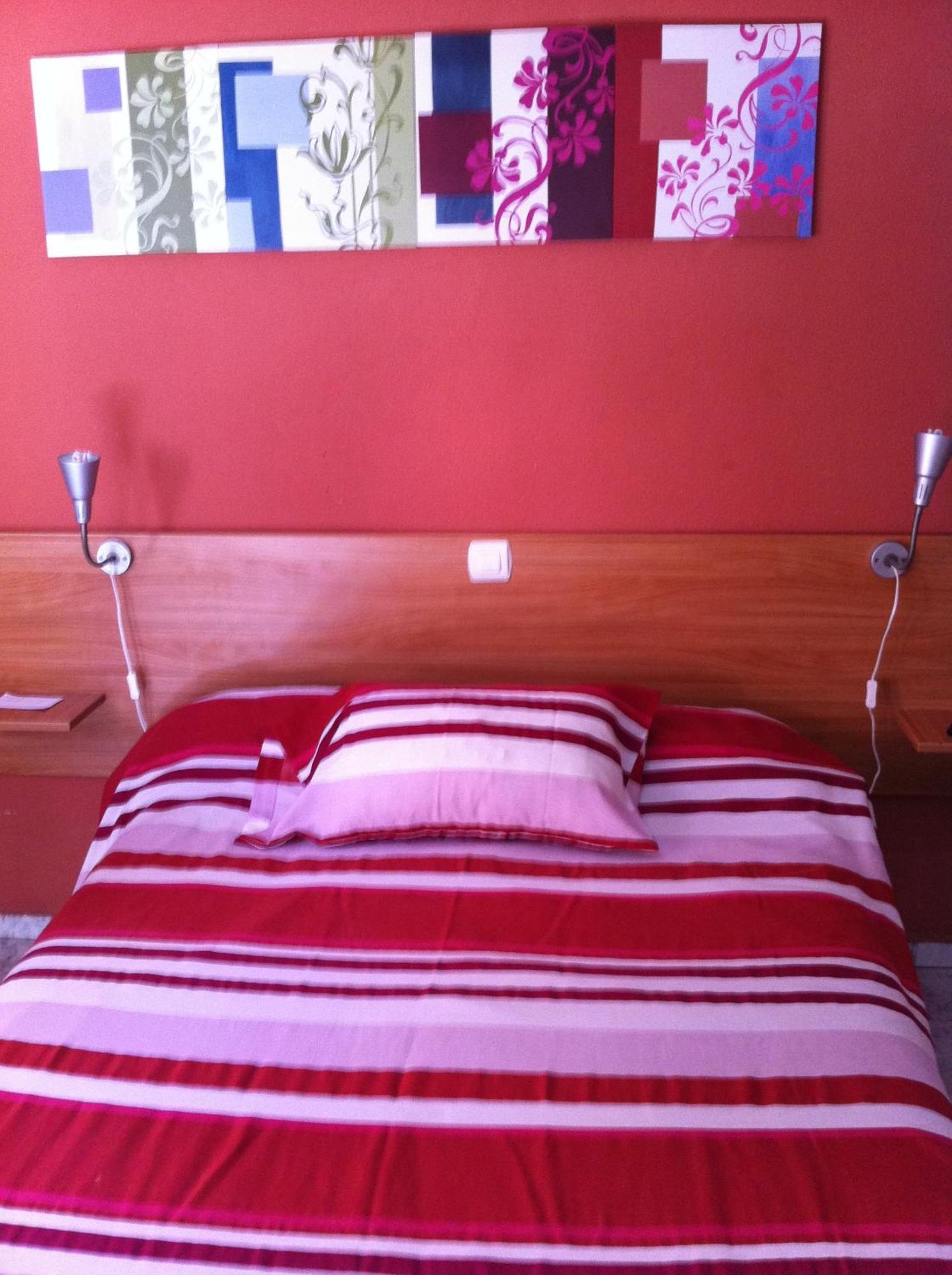 Hostal Neptuno Caceres Ngoại thất bức ảnh