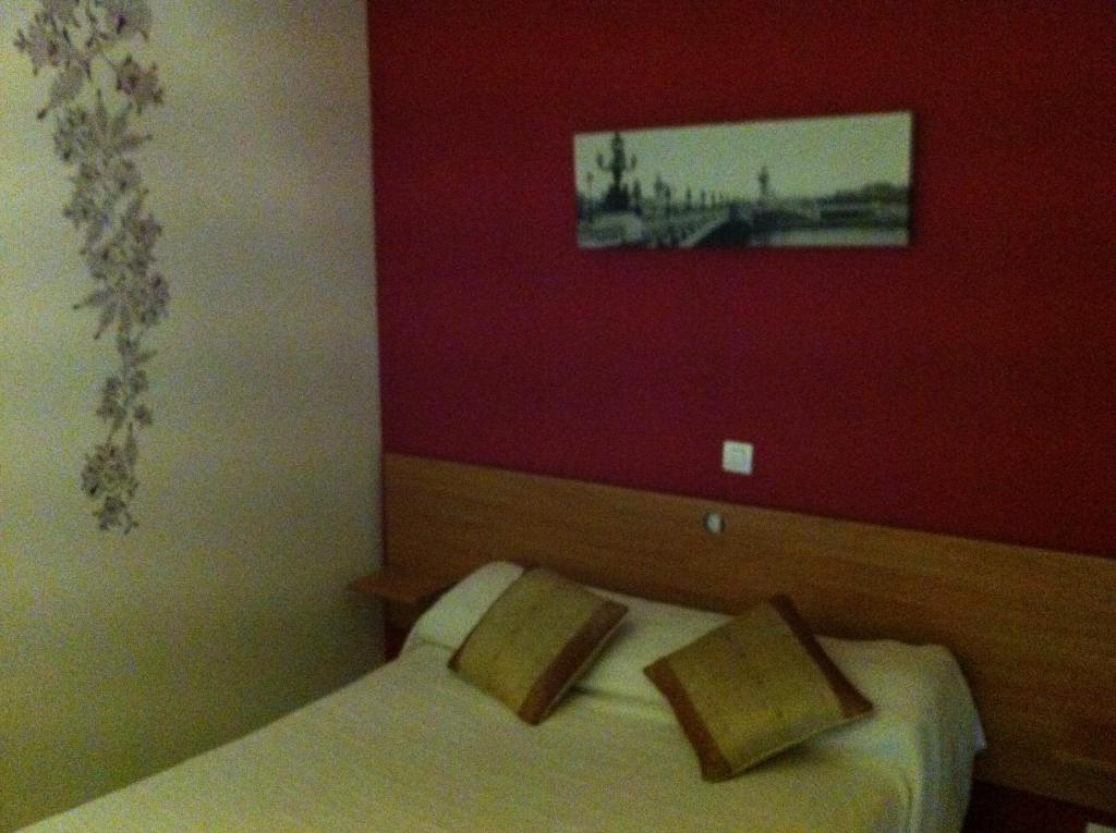 Hostal Neptuno Caceres Ngoại thất bức ảnh