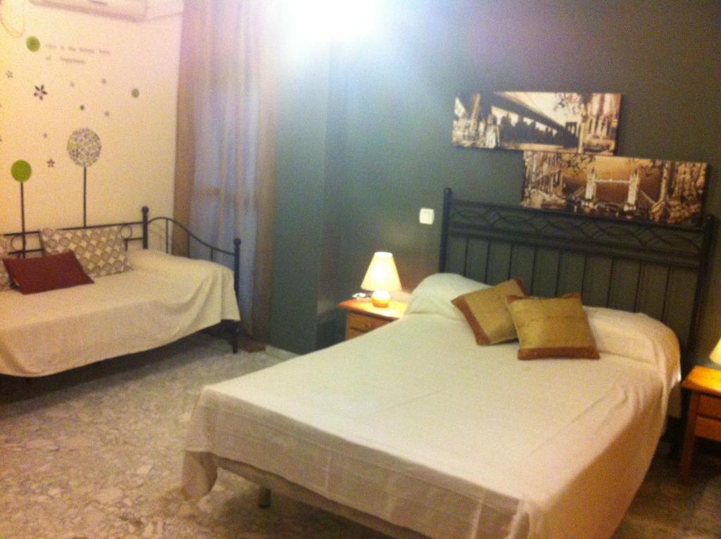 Hostal Neptuno Caceres Phòng bức ảnh