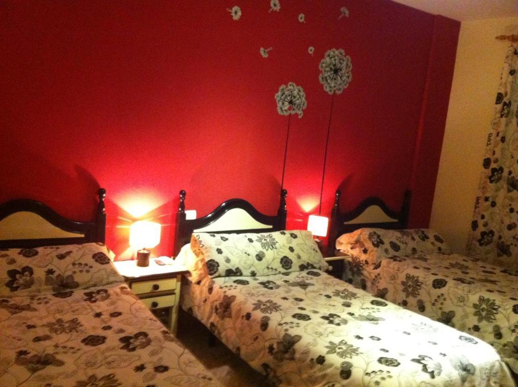 Hostal Neptuno Caceres Phòng bức ảnh