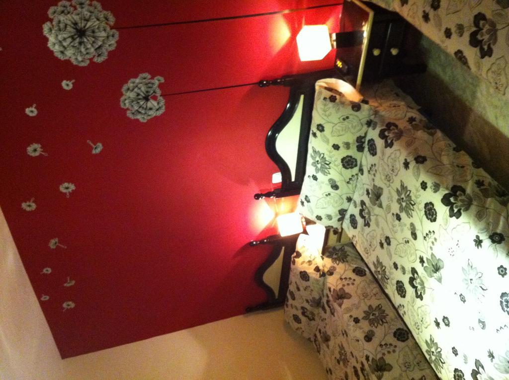Hostal Neptuno Caceres Ngoại thất bức ảnh